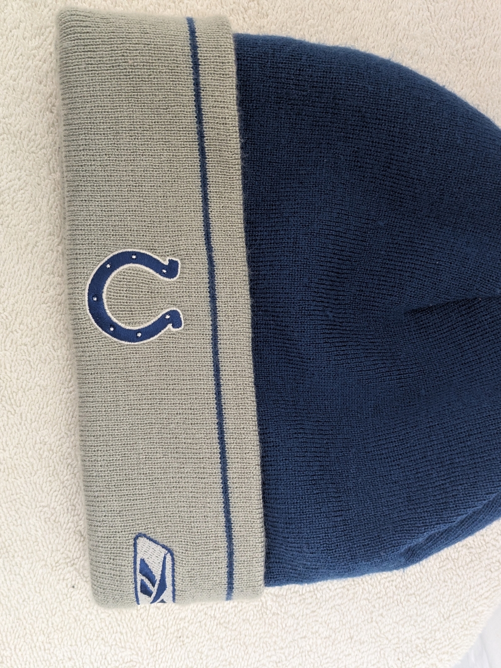 Indianapolis Colts Beanie Hat NFL Team Apparel Blue Gray Knit Cap One Size